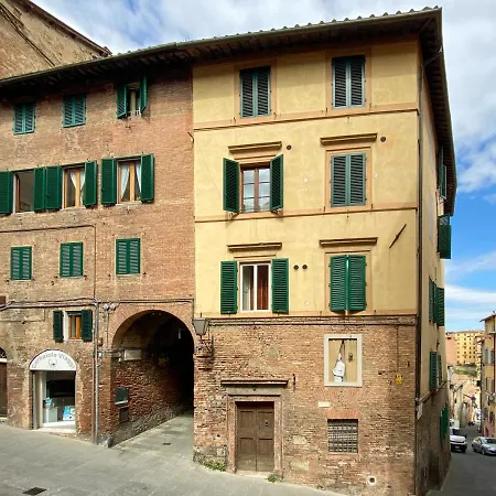 San Francesco Oda ve Kahvaltı Siena